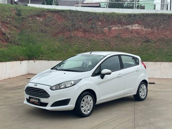 FORD FIESTA 1.6 SE HATCH 16V FLEX 4P MANUAL FORD FIESTA 1.6 SE HATCH 16V FLEX 4P MANUAL